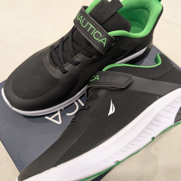 Nautica Boys Sneakers Athletic Running Shoe One-Strap Bungee Little kids size 3 - Picture 2 of 7